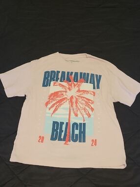 Breakaway Beach Graphic Short Sleeve Tee - Light Pink
